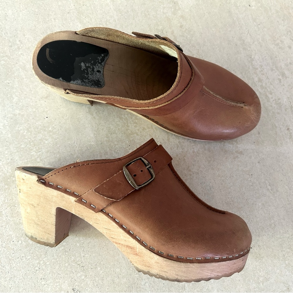 Cognac brown caramel tall buckle Clog  - AQUARIUS SEASON SALE